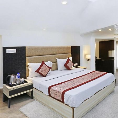 Hotel The Almora By Rs Global Near By Delhi International Airport With - Free Airport Drop New Delhi Eksteriør billede