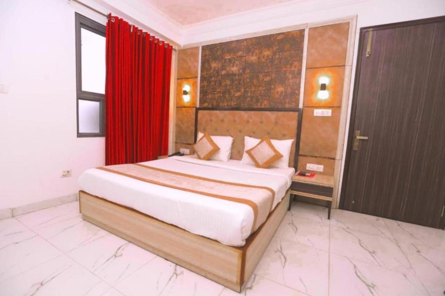 Hotel The Almora By Rs Global Near By Delhi International Airport With - Free Airport Drop New Delhi Eksteriør billede
