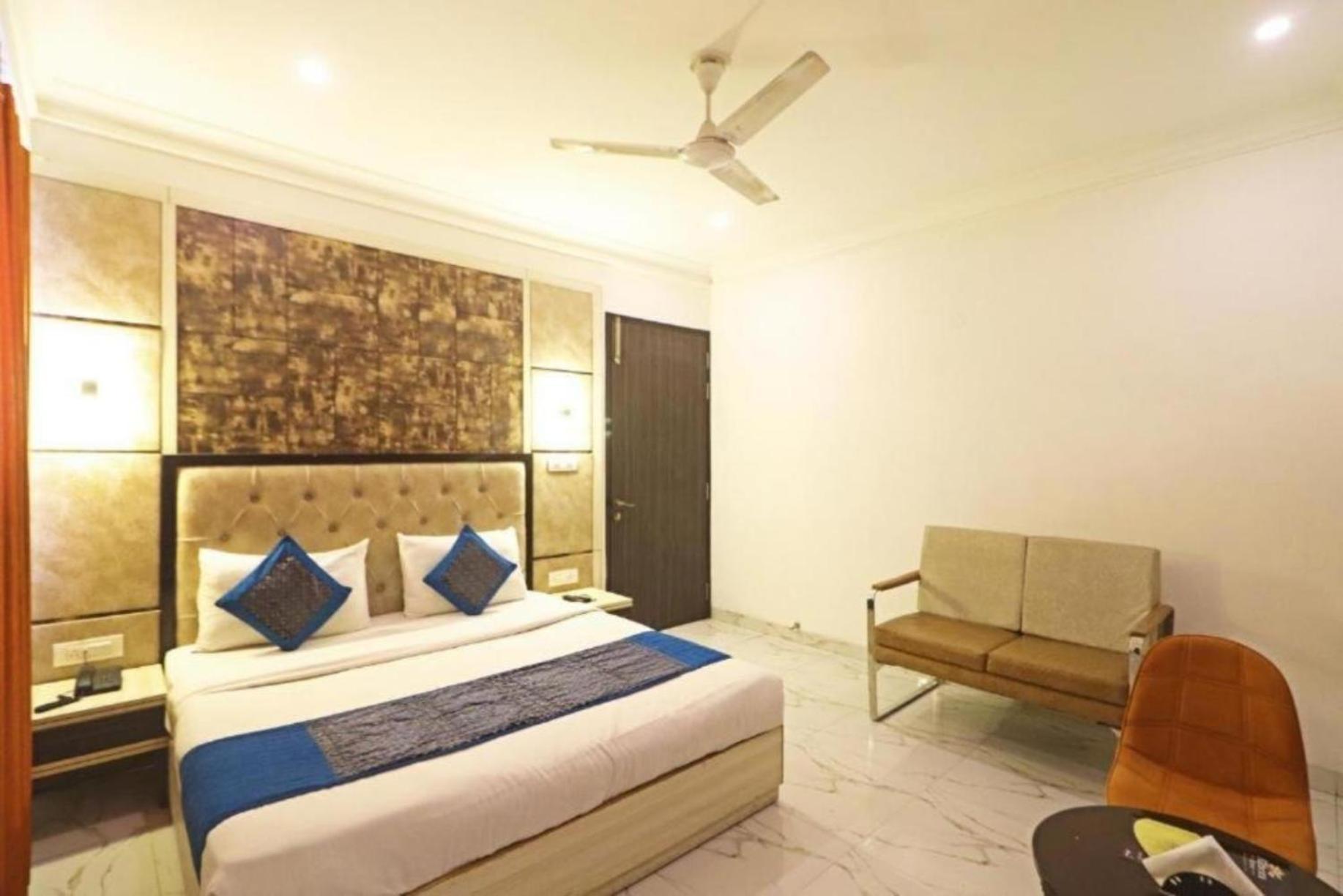 Hotel The Almora By Rs Global Near By Delhi International Airport With - Free Airport Drop New Delhi Eksteriør billede
